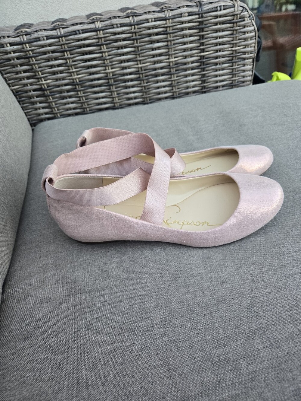Jessica Simpson Women's Mandayss Ballet Flat - Picture 3 of 8